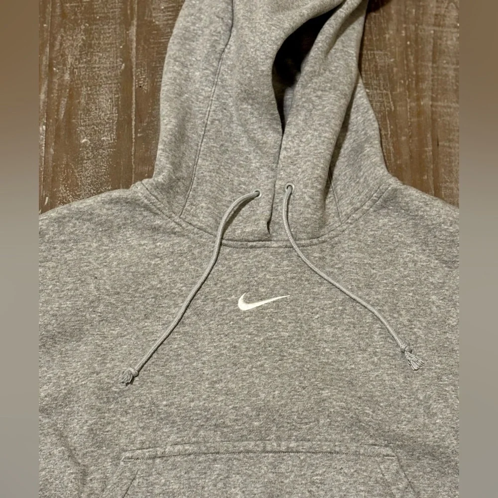 Nike Women’s Grey Soft Oversized Hoodie size Medium - Picture 4 of 10